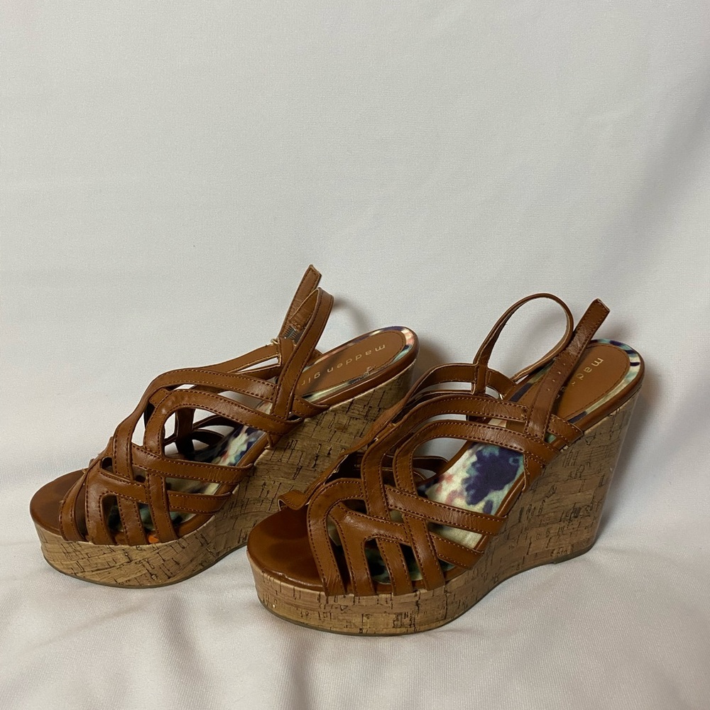 Madden girl wedges